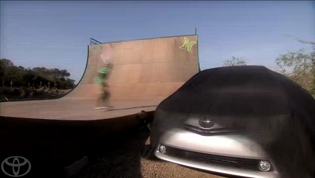 prius_v_front2.jpg